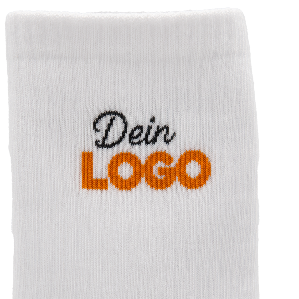 Nahaufnahme einer weißen Werbesocke mit dem gestickten Text Dein LOGO in Schwarz und Orange zur individuellen Gestaltung.